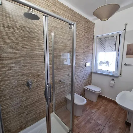 House & Free Parking By Perry-holiday Palermo