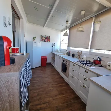 House & Free Parking By Perry-holiday * Palermo