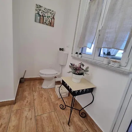Apartment House & Free Parking By Perry-holiday Palermo