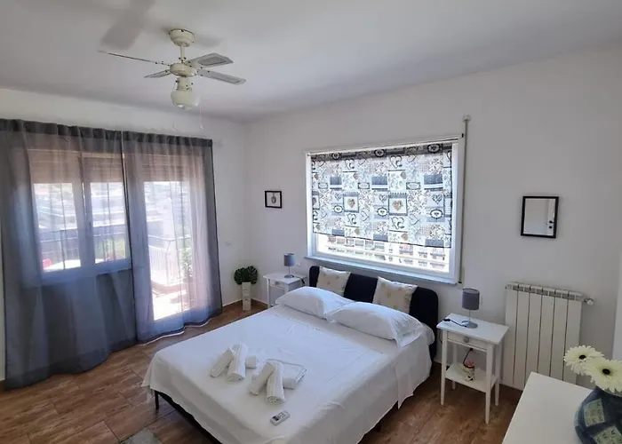 House & Free Parking By Perry-holiday Moderno, Panoramico E Comodo Fino A 6 Ospiti 公寓