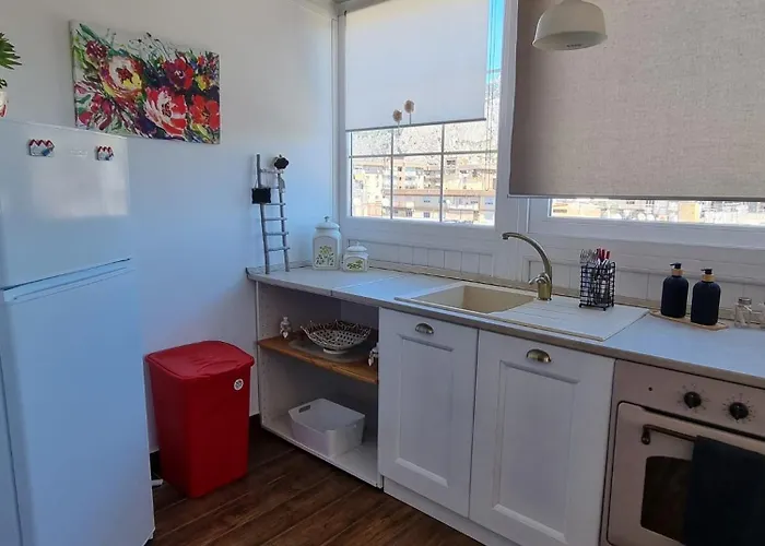 House & Free Parking By Perry-holiday Moderno, Panoramico E Comodo Fino A 6 Ospiti * 巴勒莫